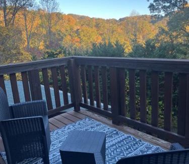Whittier House | On Mountain Time, near casino and golf