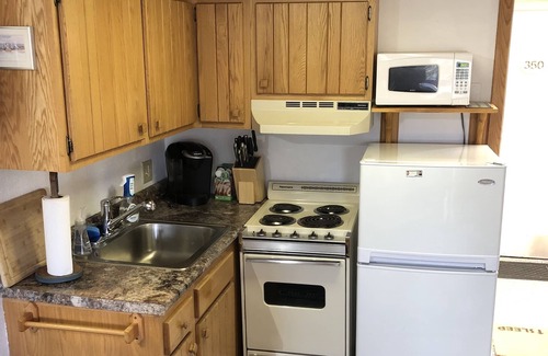 Carrabassett Valley Condo | 'On-Piste' - A Ski-in/Ski-out Studio Condo - Chairlift next to the building!