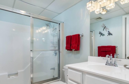 Spruce Pine Condo | ON the Golf Course, Views, Explore the Blue Ridge Mountains!