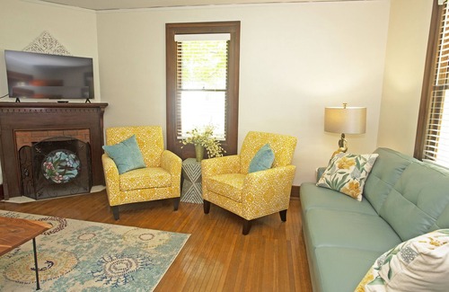 Town of Ledyard House | On the Lake, in the Village, Sunsets at your Door!
