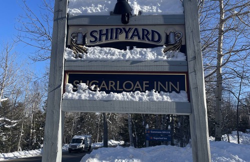 Carrabassett Valley Apartment | ON THE MOUNTAIN Two Bed Room, Two Bath Suite Spectacular