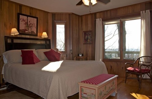 Sewanee House | On the mountain, 4 miles from Sewanee!