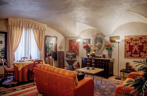San Niccolo Apartment | ON THE PONTE VECCHIO SUITE