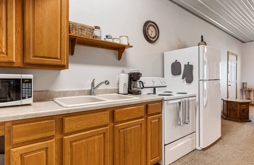 Burt County Apartment | On the River | 5 beds | Peaceful