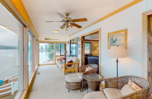 Bonner County House | On the Shoreline