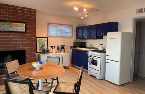 The Strand Apartment | On The Strand w/parking!
