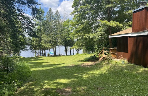 Mercer Cabin | On the UTV/ATV Trail & a 3 Lake Chain! “The Loons Nest” w/A/C and WiFi!