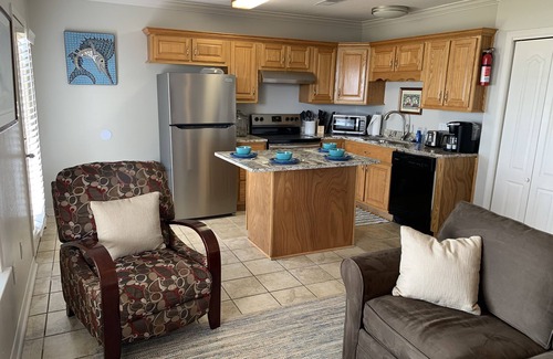 St. Martin Condo | *On The Water* 1 bedroom ground floor- Sleeps 4