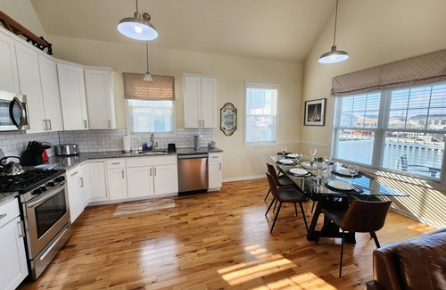 Tuckerton Beach House | On the water - The Loft at Tuckerton Beach