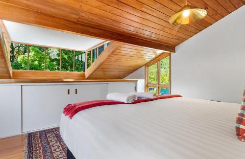 Arrowtown Ski Chalet | On Village Green
