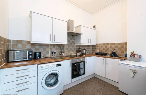 Colwyn Bay Apartment | One bed holiday apartment Colwyn Bay