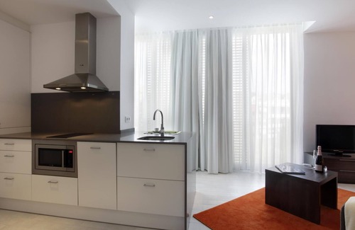 Les Corts Apartment | One bedroom apartment for 4 people with balcony