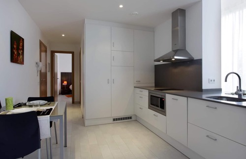 Les Corts Apartment | One bedroom apartment for 4 people with balcony