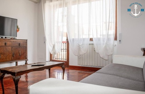 Quartiere XXXIII Lido di Ostia Ponente Apartment | One-Bedroom Apartment