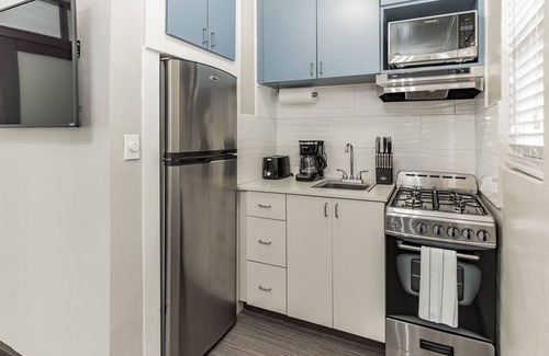 Singer Island House | One-bedroom Beach Apartment