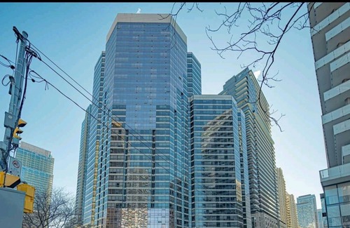 Bay Cloverhill Condo | One bedroom Condo, next to University of Toronto