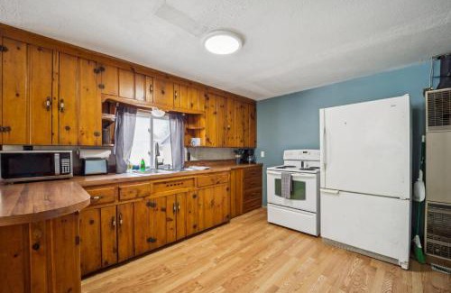 Oscoda House | One bedroom cottage on the beach