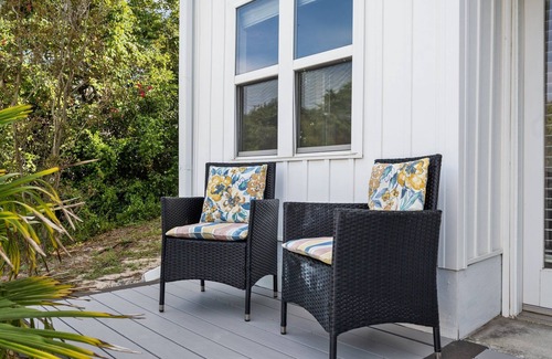 Surf City Apartment | One Bedroom Efficiency w/Kitchenette. Sleeps 4