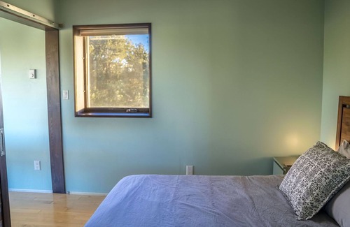 Taos House | One Bedroom Elevated Home with 360 Degree Mountain Views