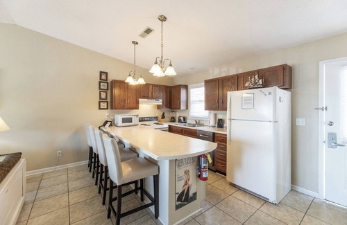 Grand Rivers Condo | One Bedroom Harbor View Condo