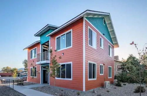Reno Condo | One Bedroom Hideaway