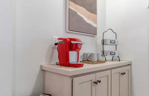 Elizabethtown House | One bedroom home in downtown Etown