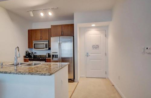 Boynton Beach House | One Bedroom In Lux Condo,casa Costa! Wbeachpass!