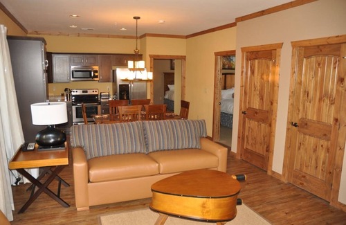 Pigeon Forge Resort | One Bedroom, Luxury Condo, Pigeon Forge, TN 1736621