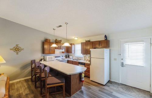 Grand Rivers Condo | One Bedroom Marina View Condo