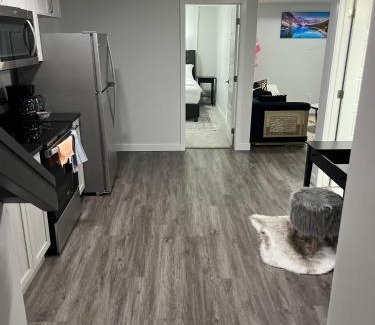 West Edmonton Apartment | One bedroom private entrance suite