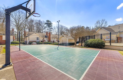 Dunwoody Apartment | One Bedroom x One Bathroom Suite in Atlanta, GA - Chamblee