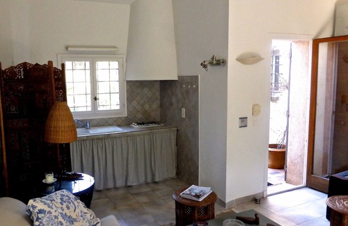 Plan-de-la-Tour Cottage | One Bedroomed Self Contained Guest Cottage with large private terrace and pool
