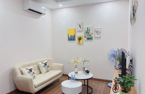 Van Giang Apartment | ONE BEDROOOM APARTMENT ECOPARK View XUAN QUAN Village