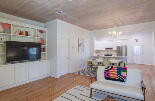 Pass Christian Cottage | One block to beach - Kids Welcome - Great Rates - Cozy Cottage - Easy bookingn