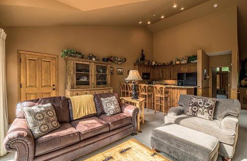 Peak 9 House | One Breckenridge Place 32 by Great Western Lodging