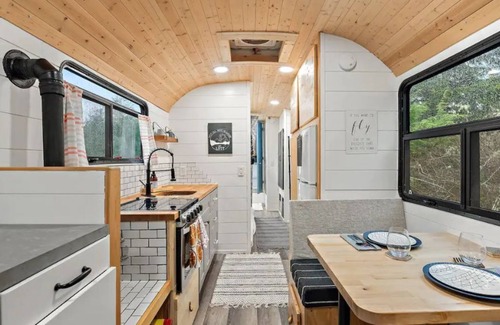 Shelton House | One Day Bus - Tiny Home