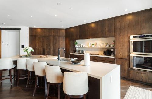 Empire Pass House | One Empire #305