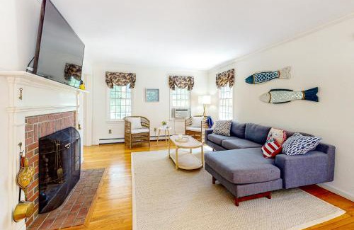 East Harwich House | One Fish, Two Fish