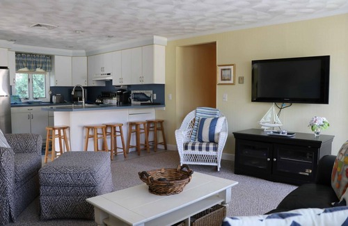 Bonnet Shores House | One Level home, A/C bonnet