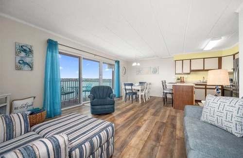 Ocean City Condo | One of a Kind Direct Bay Views From This 3 Bedroom