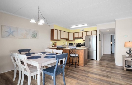 Ocean City Condo | One of a Kind Direct Bay Views From This 3 Bedroom