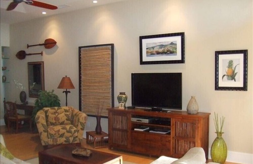 Lanai City House | One of only two oceanview homes available on exclusive Lanai
