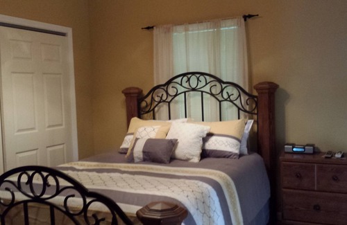 Westview House | One of the most gentle slopes on Rough River Lake