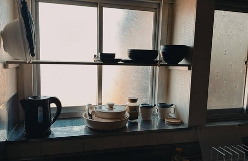 Choshi House | One-unit rental: A modern Japanese-style old minka house full of historical value. 4 minutes to the station and the sea. Pets are allowed! Popular fishing spot. Double bed & Japanese style bed, long term available.