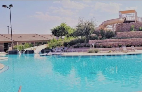 Casa Grande House | One year old single family home in Mission Royale II in Casa Grande. Near Lucid