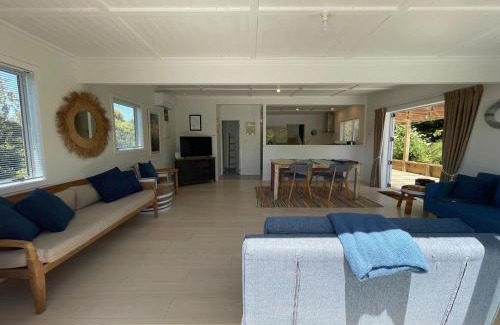 Oneroa House | Oneroa Village Oasis - Stay Waiheke