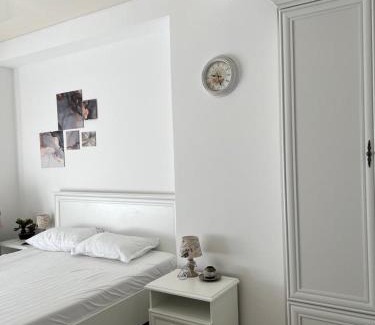 Jibert Apartment | Onix Aparthotel Studio Almar 108