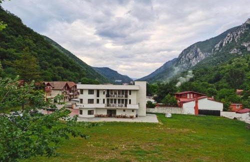 Baile Herculane House | Onix Baile Herculane