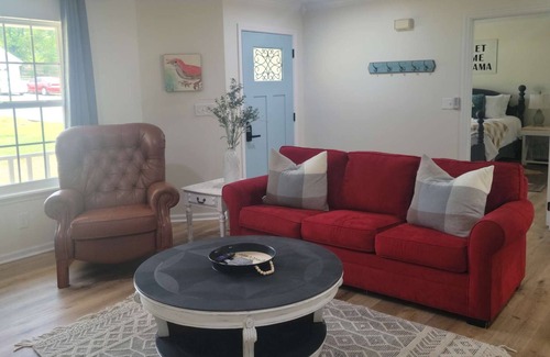 Albertville House | Only 2 blocks from the North entrance of Sand Mountain Park and Amphitheater!