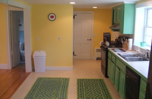 East Dennis House | Only August 29 to Sept 6 is available. 3BR 2 bath house 1/3 mile from beaches